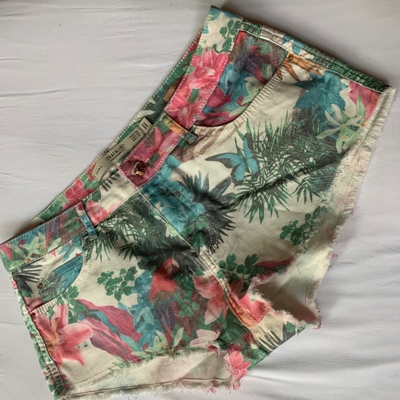 ZARA TROPICAL SUMMER SHORTS SIZE 8 - Picture 1 of 7